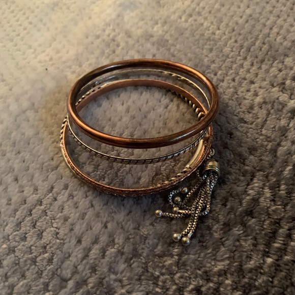 Set of bracelets from Buckle - Picture 3 of 12